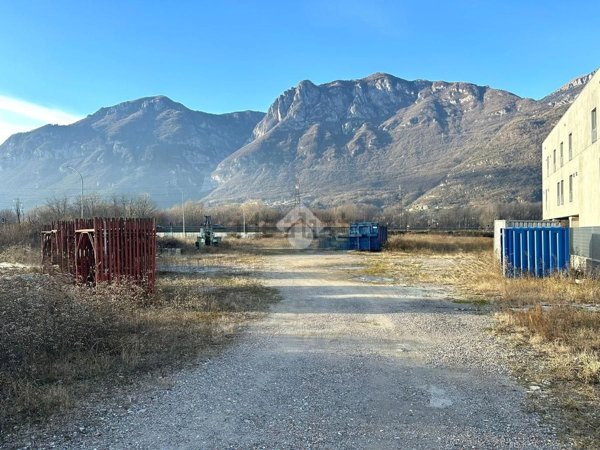 terreno edificabile in vendita a Pian Camuno