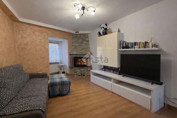 casa semindipendente in vendita a Pian Camuno