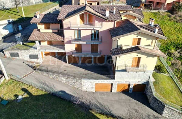 appartamento in vendita a Pian Camuno in zona Vissone