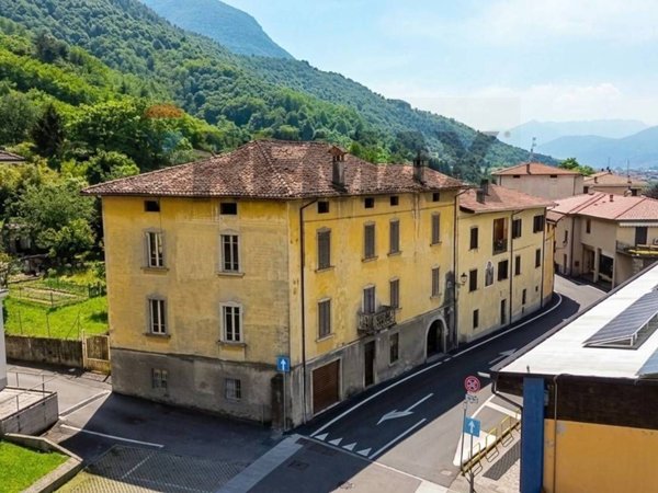 casa indipendente in vendita a Pian Camuno