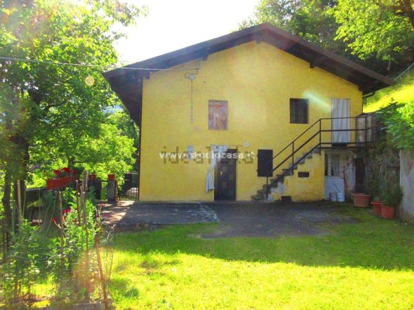 casale in vendita a Pisogne
