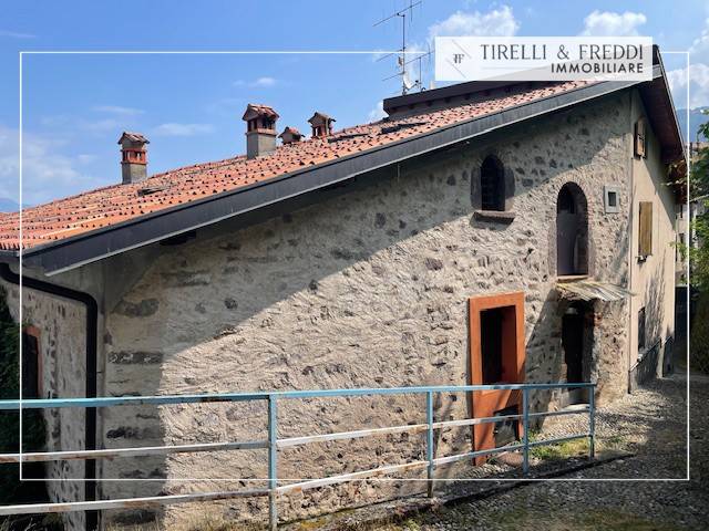 appartamento in vendita a Pisogne in zona Fraine