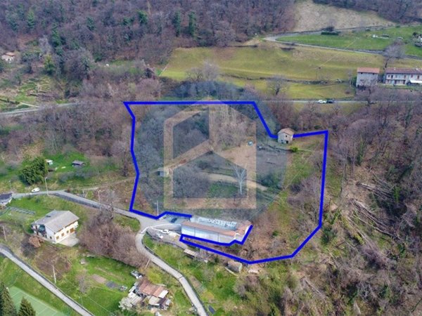 casa indipendente in vendita a Pisogne in zona Pontasio