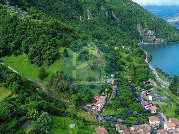 terreno agricolo in vendita a Pisogne in zona Toline