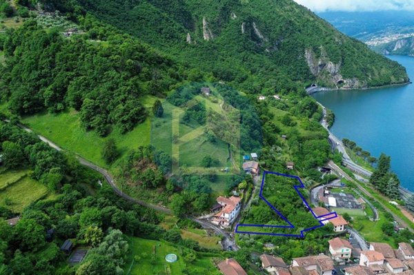terreno agricolo in vendita a Pisogne in zona Toline