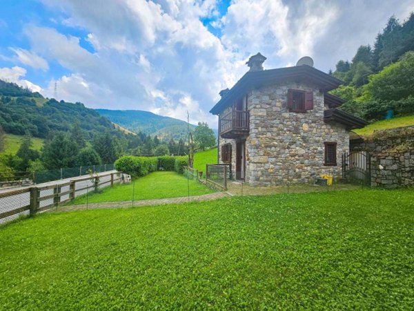 casa indipendente in vendita a Pisogne