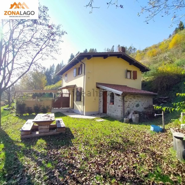 casa indipendente in vendita a Pisogne