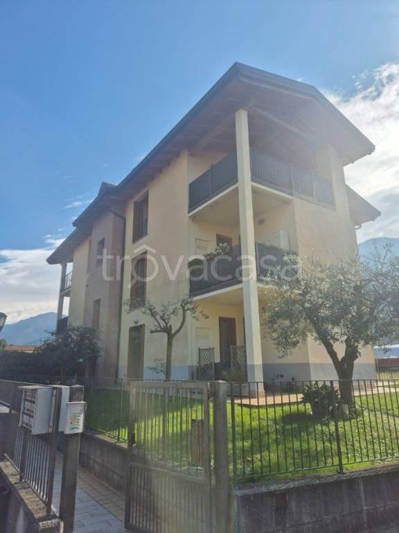 appartamento in vendita a Pisogne