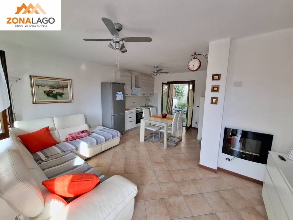 casa indipendente in vendita a Pisogne