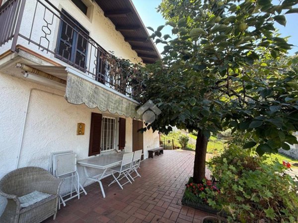 casa indipendente in vendita a Pisogne