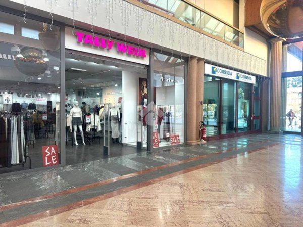 negozio in vendita a Pisogne