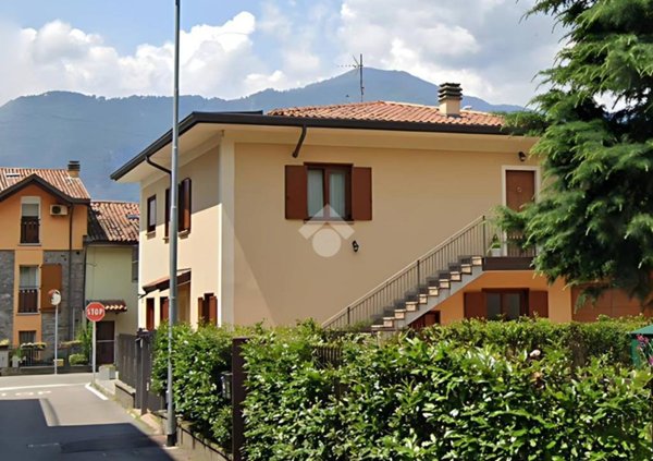 appartamento in vendita a Pisogne