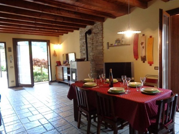 casa indipendente in vendita a Pisogne in zona Sonvico