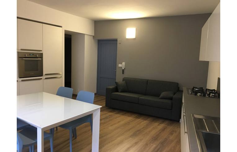 locale commerciale in vendita a Pisogne