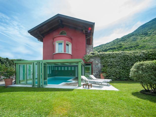 casa indipendente in vendita a Pisogne in zona Gratacasolo