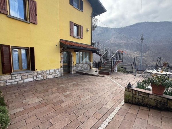 appartamento in vendita a Pisogne in zona Pontasio