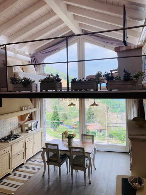 casa indipendente in vendita a Pisogne