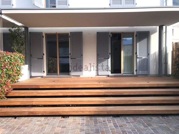 casa indipendente in vendita a Pisogne