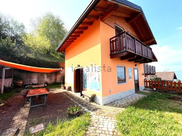 casa indipendente in vendita a Pisogne in zona Grignaghe
