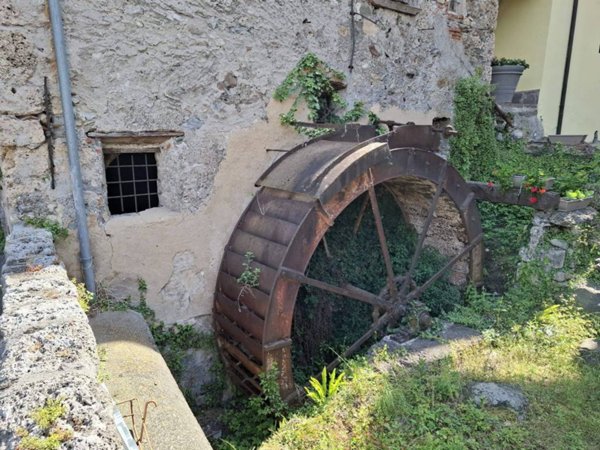 casa indipendente in vendita a Pisogne