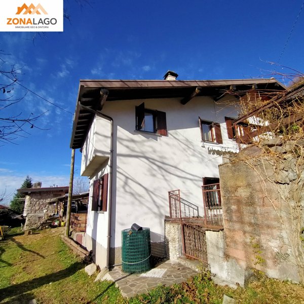 casa indipendente in vendita a Pisogne