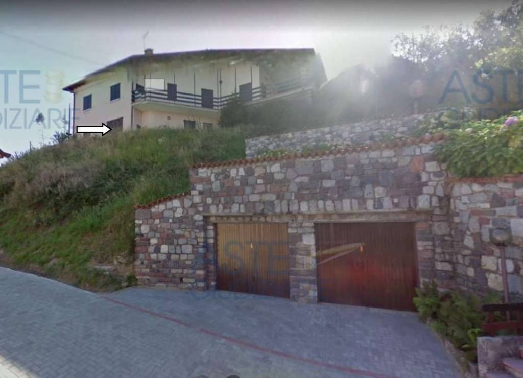 appartamento in vendita a Pisogne in zona Toline