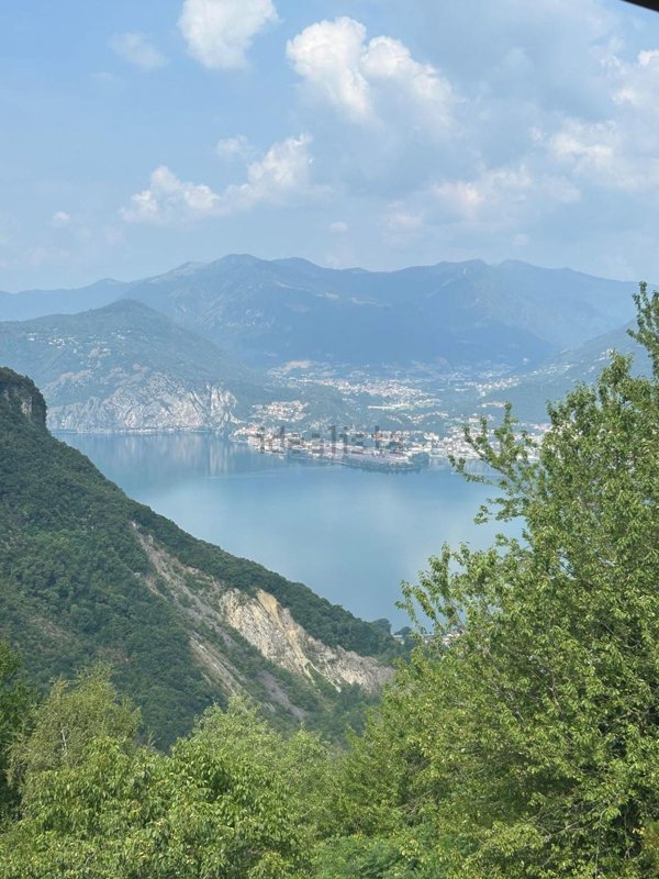 appartamento in vendita a Pisogne in zona Grignaghe
