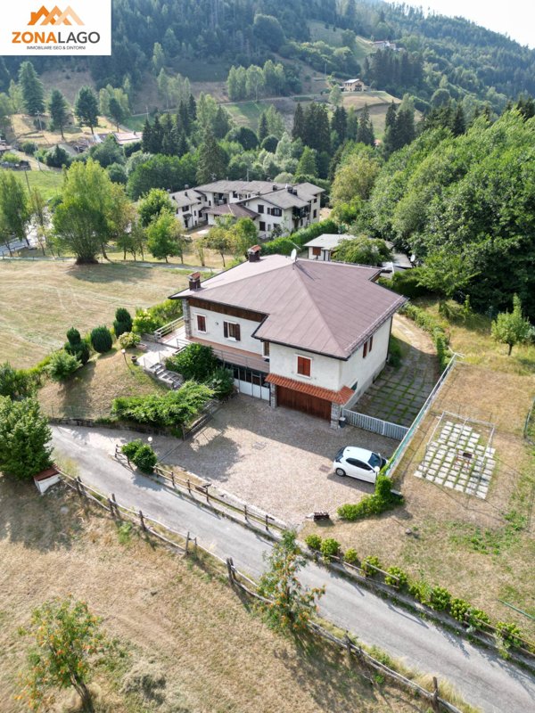 casa indipendente in vendita a Pisogne in zona Grignaghe