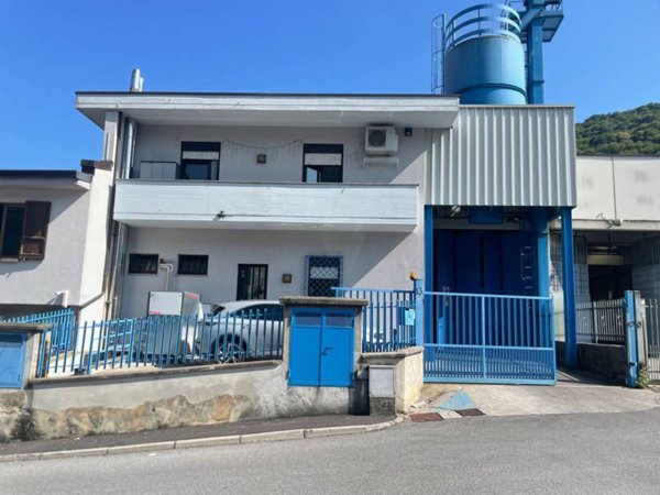 locale commerciale in vendita a Polaveno