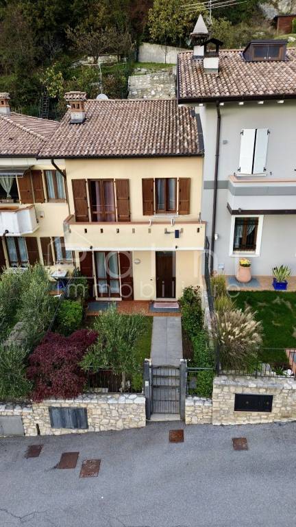 casa indipendente in vendita a Polaveno in zona San Giovanni