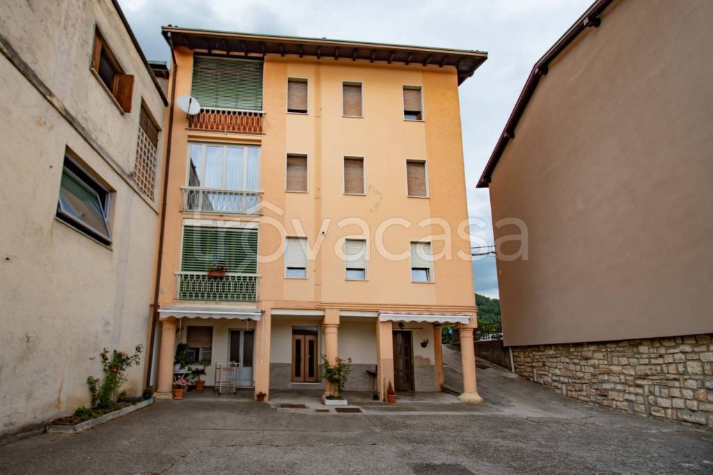 appartamento in vendita a Polaveno
