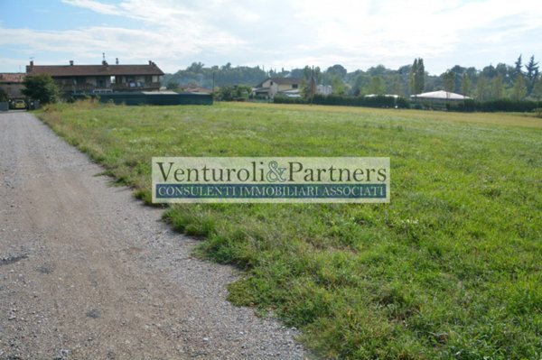 terreno edificabile in vendita a Polpenazze del Garda in zona Bottenago