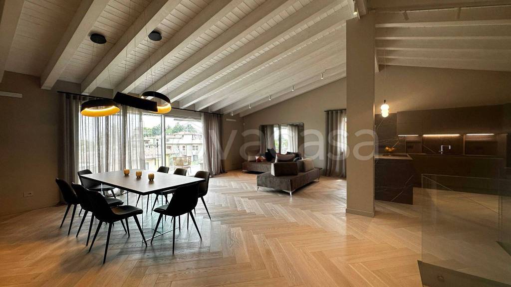 casa indipendente in vendita a Polpenazze del Garda