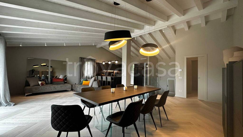 casa indipendente in vendita a Polpenazze del Garda