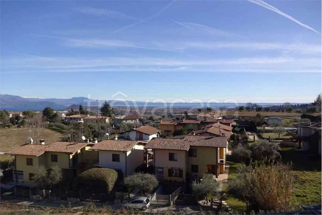 casa indipendente in vendita a Polpenazze del Garda
