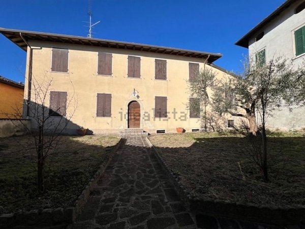 casa indipendente in vendita a Polpenazze del Garda