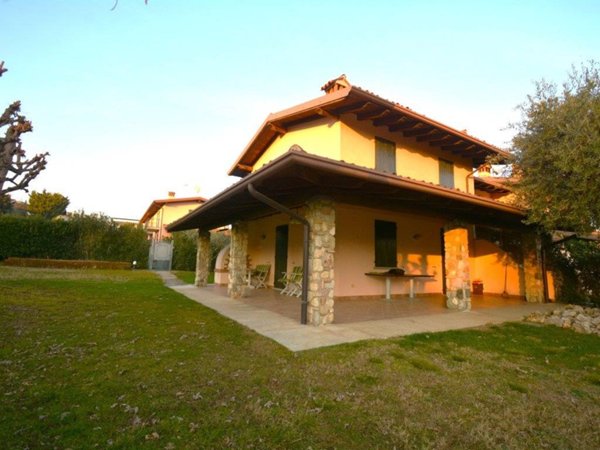 casa indipendente in vendita a Polpenazze del Garda