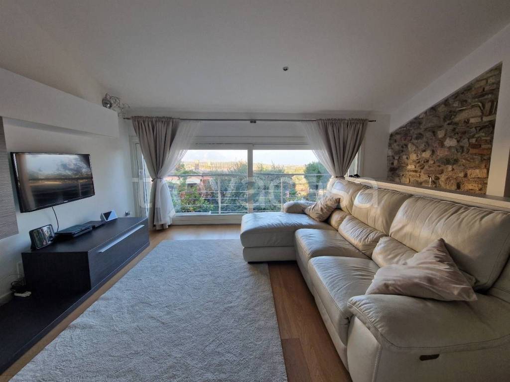 casa indipendente in vendita a Polpenazze del Garda in zona Picedo