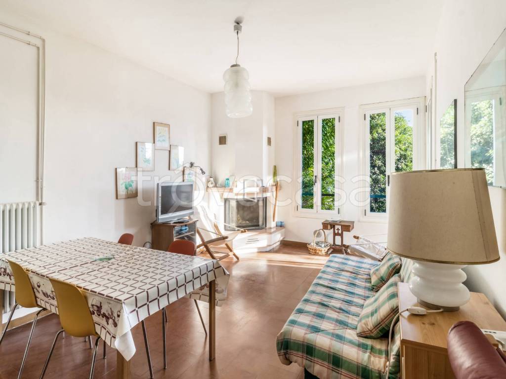 appartamento in vendita a Polpenazze del Garda in zona Picedo