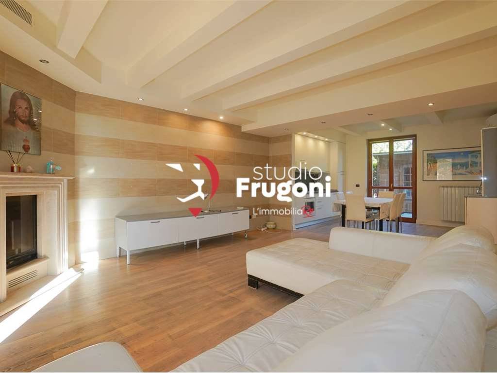 casa indipendente in vendita a Polpenazze del Garda