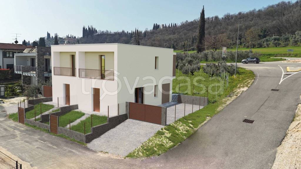 casa indipendente in vendita a Polpenazze del Garda