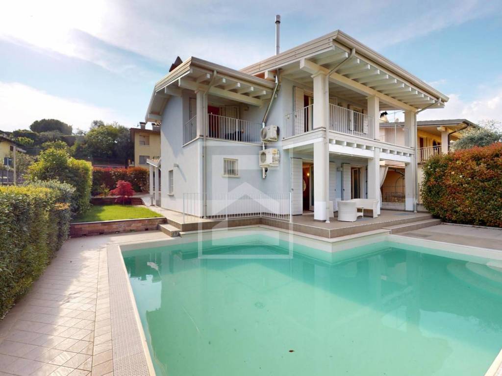 casa indipendente in vendita a Polpenazze del Garda