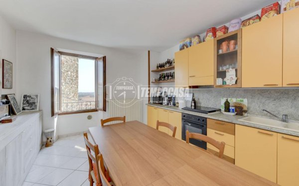 appartamento in vendita a Polpenazze del Garda in zona Picedo