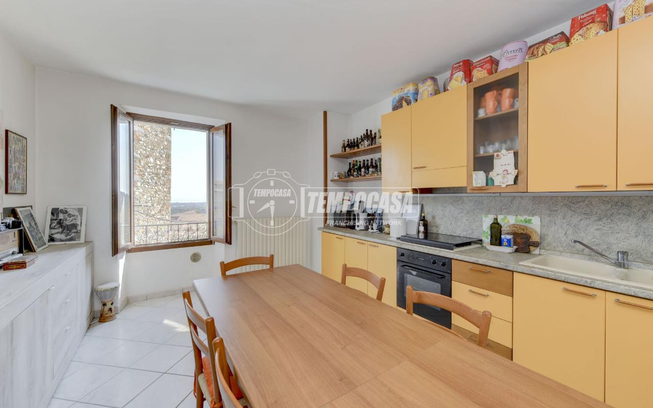 appartamento in vendita a Polpenazze del Garda in zona Picedo