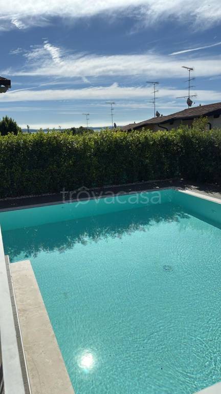 casa indipendente in vendita a Polpenazze del Garda