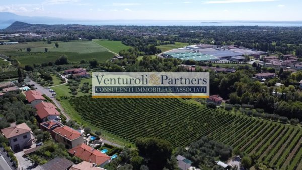 ufficio in vendita a Polpenazze del Garda in zona Picedo