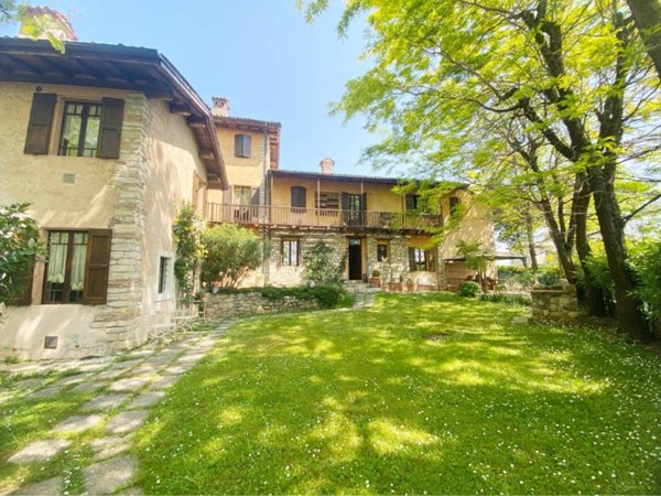 casa indipendente in vendita a Polpenazze del Garda