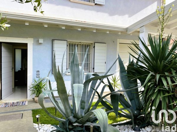 casa indipendente in vendita a Polpenazze del Garda