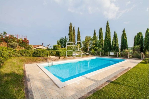 casa indipendente in vendita a Polpenazze del Garda