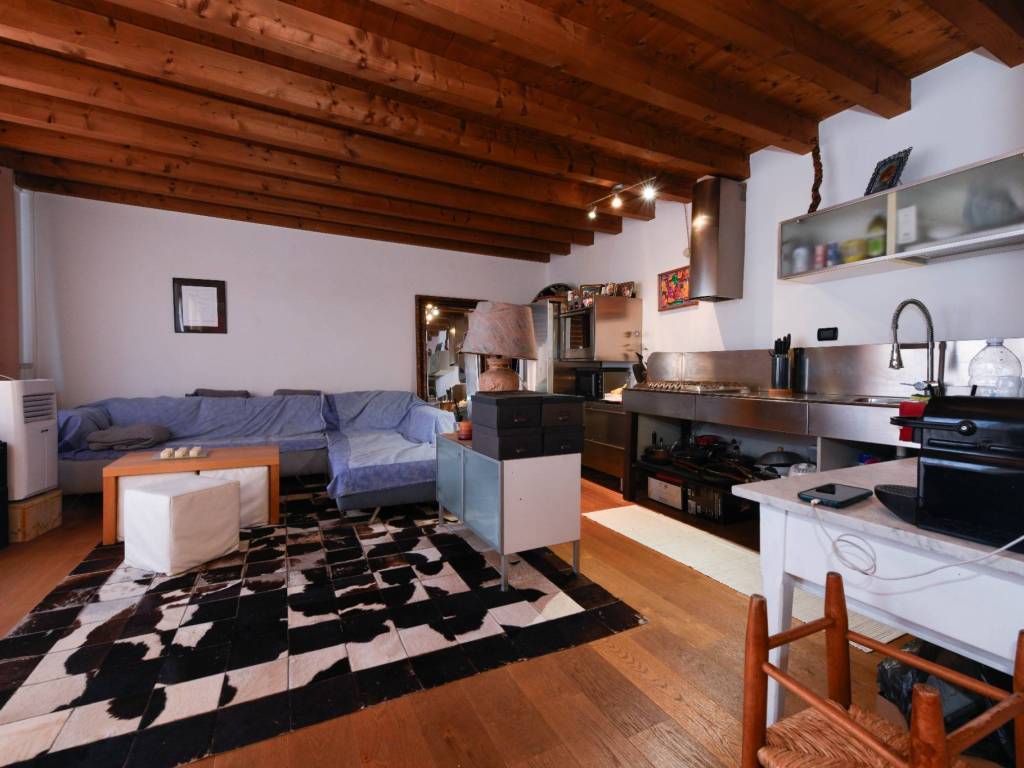 appartamento in vendita a Polpenazze del Garda